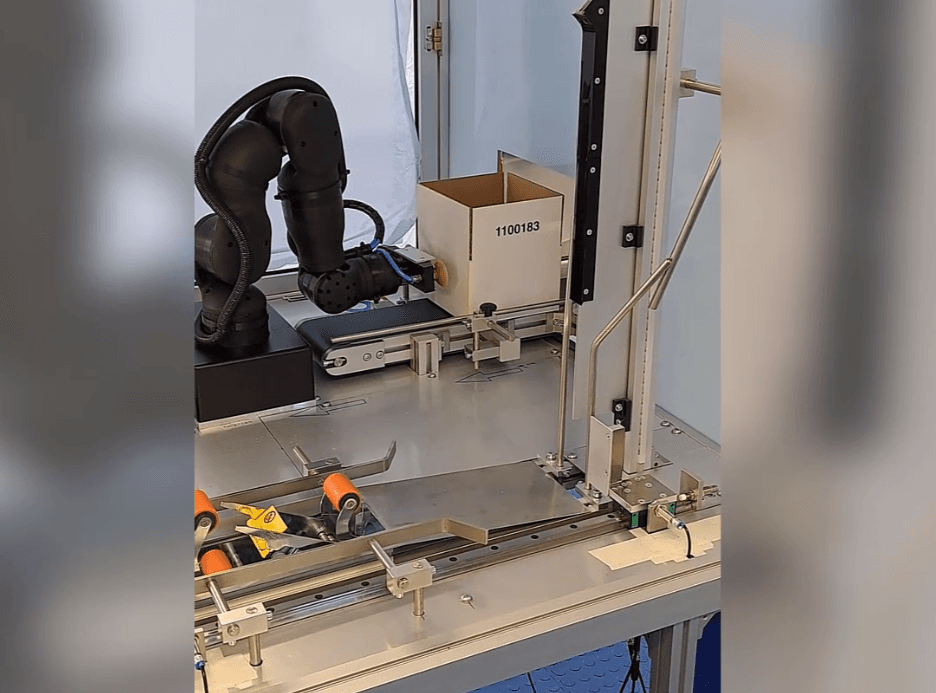Automated Carton Folding and Sealing with ReBeL 6 DOF