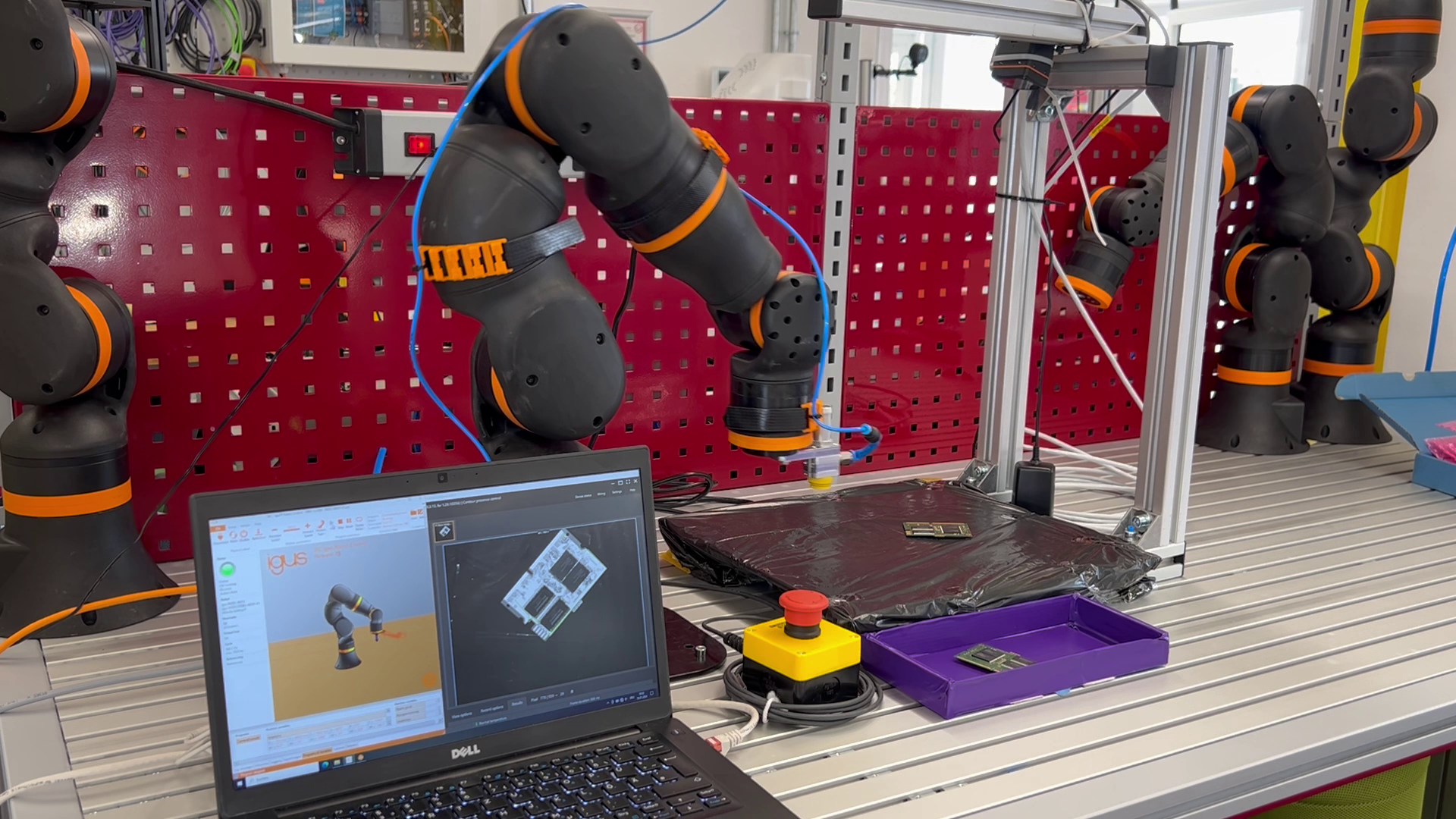 Movimentazione dei materiali basata sulla visione tramite cobot igus